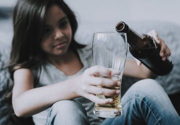 Чому діти із сімей алкоголіків теж п'ють?
